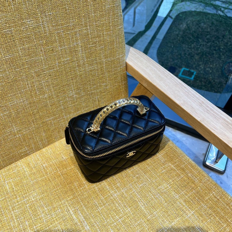 Ch**el cosmetic bags